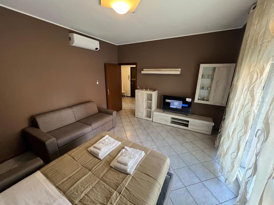 Orio Relax 24H Airport 1 - 3 Minute From Arrival By Bus Apartment Bergamo Exterior foto