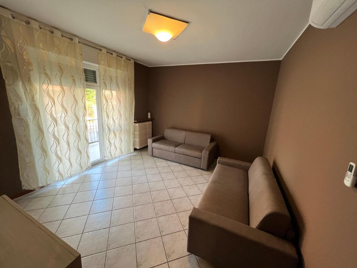 Orio Relax 24H Airport 1 - 3 Minute From Arrival By Bus Apartment Bergamo Exterior foto