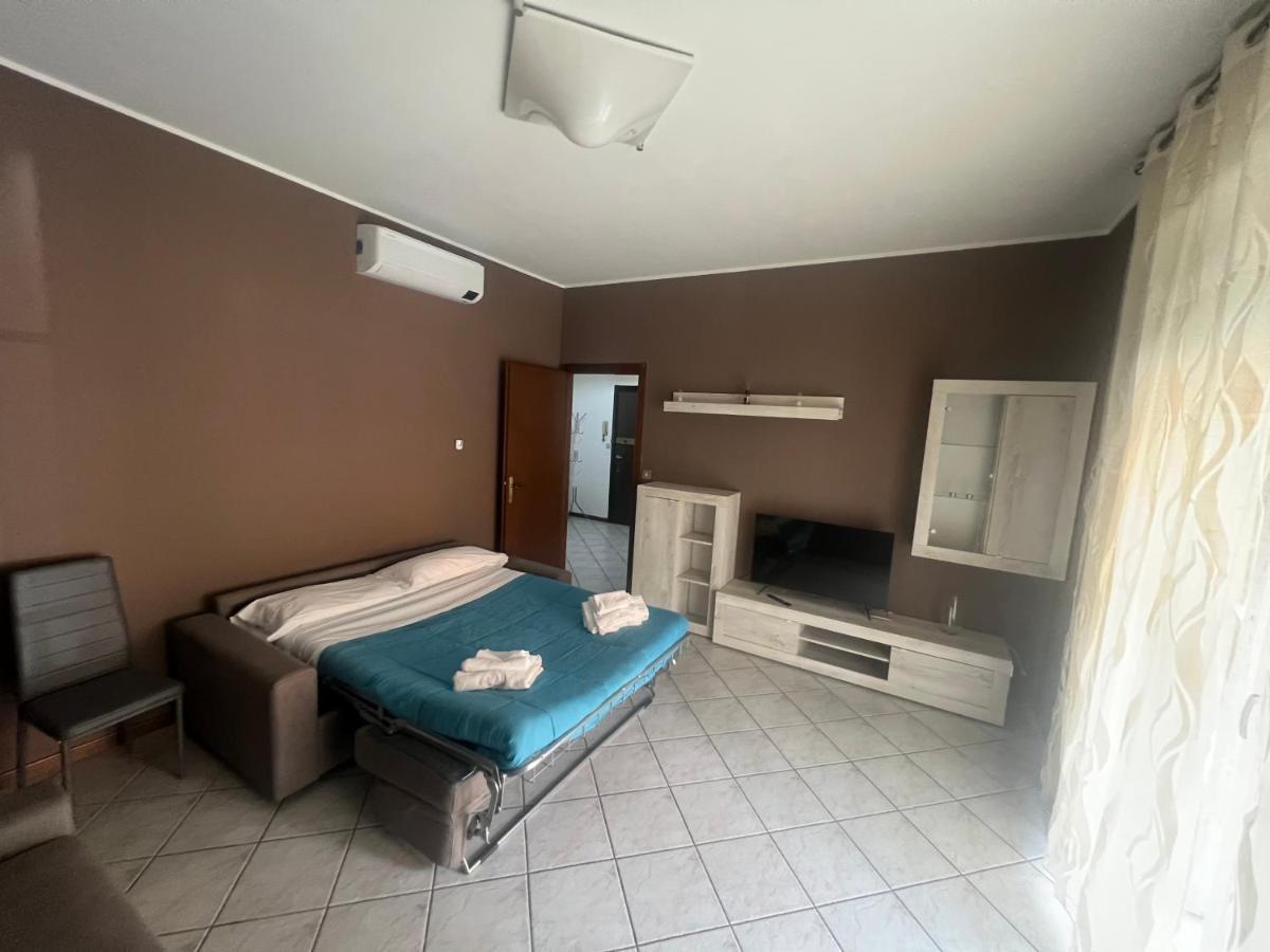 Orio Relax 24H Airport 1 - 3 Minute From Arrival By Bus Apartment Bergamo Exterior foto