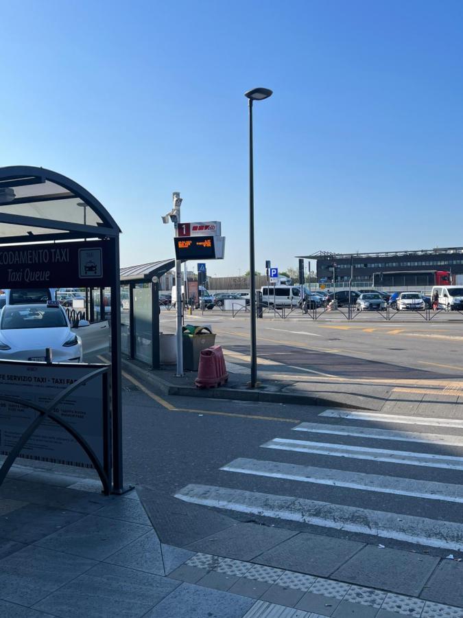 Orio Relax 24H Airport 1 - 3 Minute From Arrival By Bus Apartment Bergamo Exterior foto